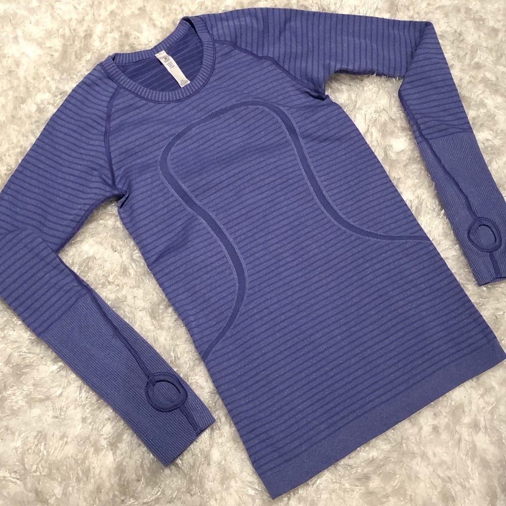 Lululemon tech swiftly blue long sleeve top size 4